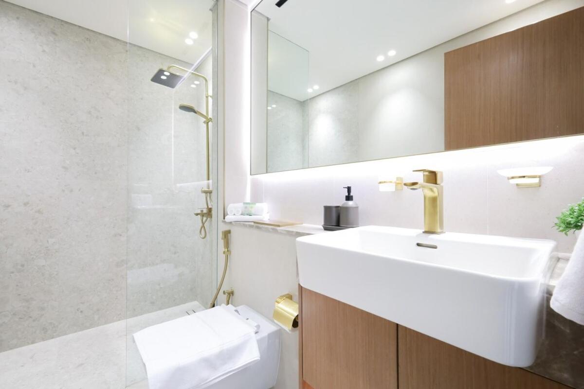 Luxury 1 Bed In Jvc Apartment *